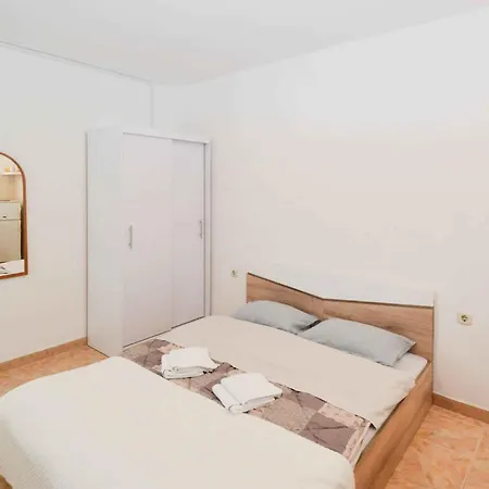 Apartment In - Istrien 10950